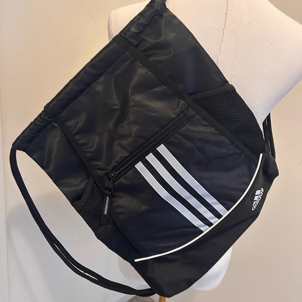 Adidas cinch sac